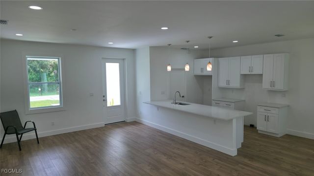 5005 Eifel LN, Labelle, FL 33935