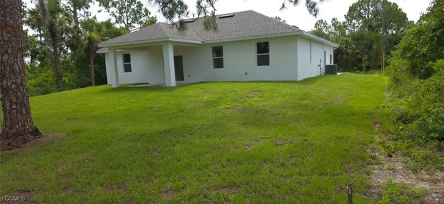 5005 Eifel LN, Labelle, FL 33935
