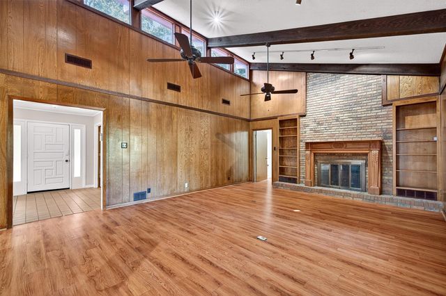 600 Ambassador Street, Denison, TX 75020