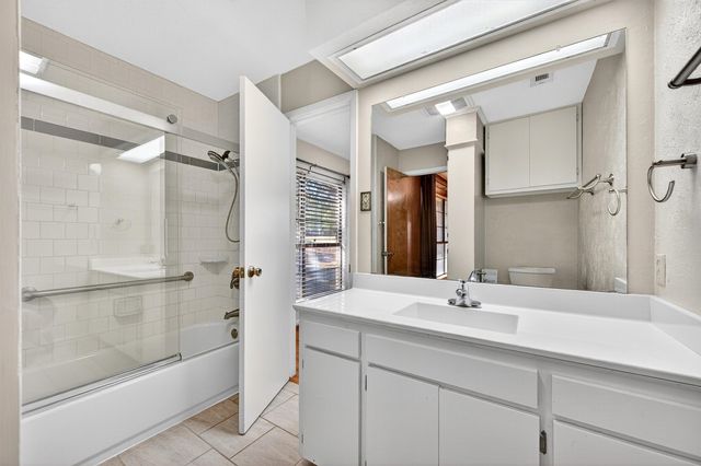 600 Ambassador Street, Denison, TX 75020