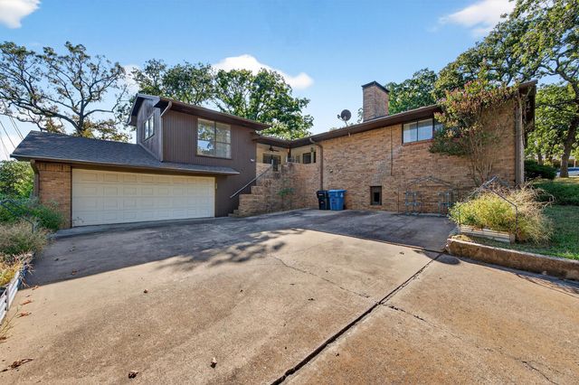 600 Ambassador Street, Denison, TX 75020