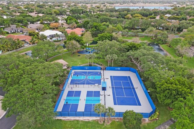 6419 NW 99th Drive, Parkland, FL 33076