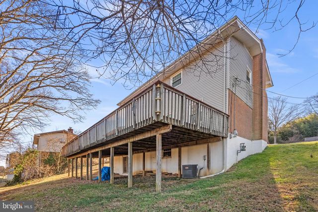 6219 THORNWOOD DR, Alexandria, VA 22310