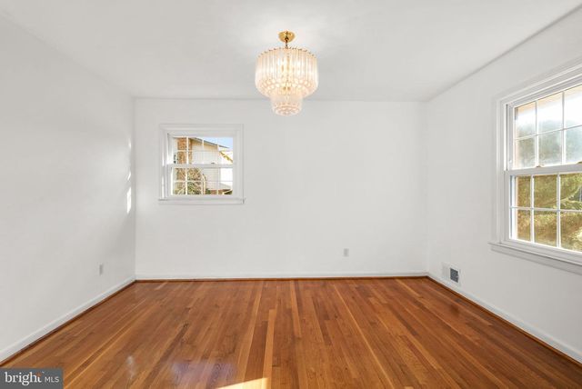 6219 THORNWOOD DR, Alexandria, VA 22310