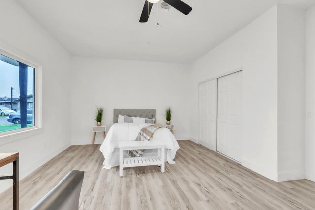 830 Flower St, Turlock, CA 95380