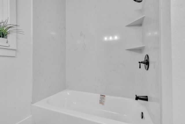 830 Flower St, Turlock, CA 95380