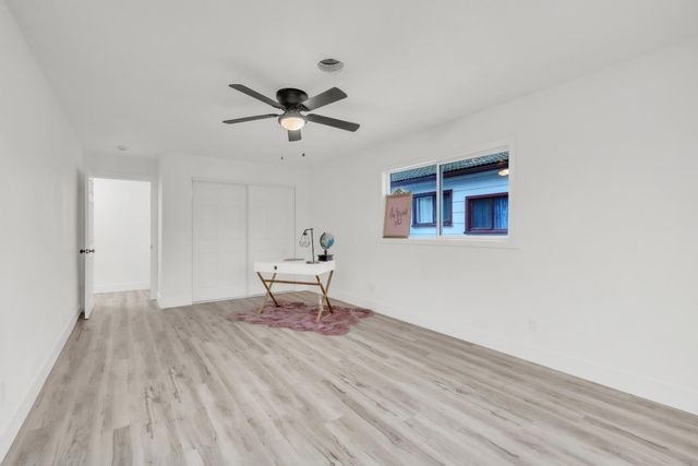 830 Flower St, Turlock, CA 95380