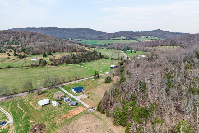 901 Sugar Valley Road, Albany, KY 42602