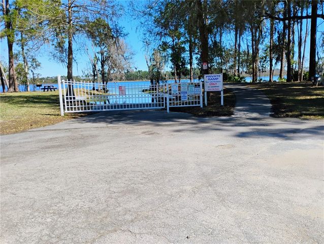 241 LAKE TROUT, Davenport, FL 33897