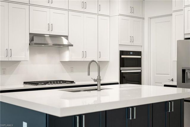 8771 Oceana WAY, Naples, FL 34114