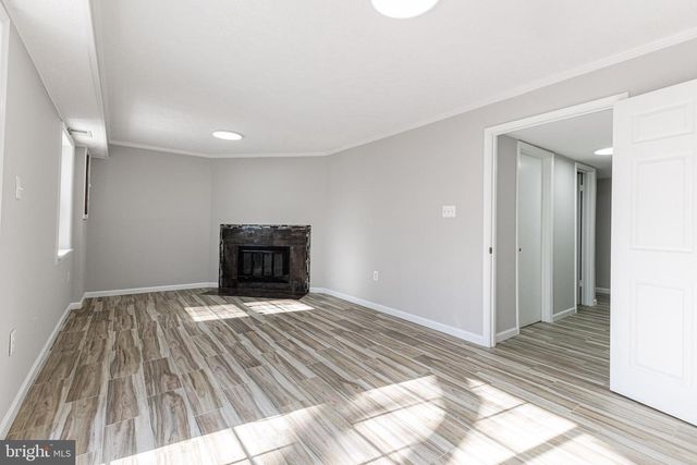 1427 ADMIRAL DR, Woodbridge, VA 22192