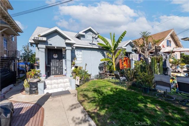 237 W 46th, Los Angeles, CA 90037