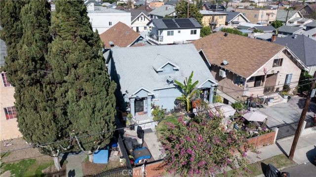 237 W 46th, Los Angeles, CA 90037