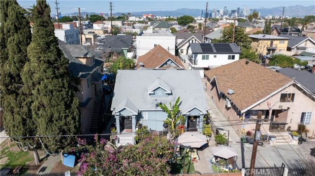 237 W 46th, Los Angeles, CA 90037