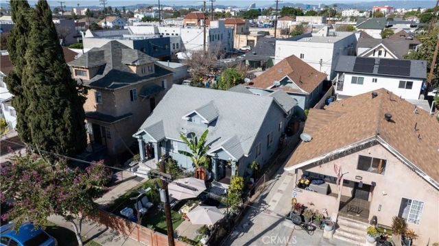 237 W 46th, Los Angeles, CA 90037