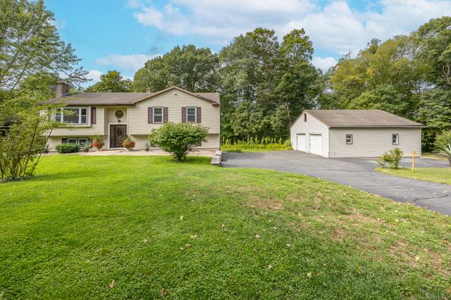 199 Aston Lane, Middletown, CT 06457