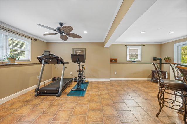 199 Aston Lane, Middletown, CT 06457