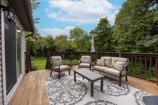 199 Aston Lane, Middletown, CT 06457