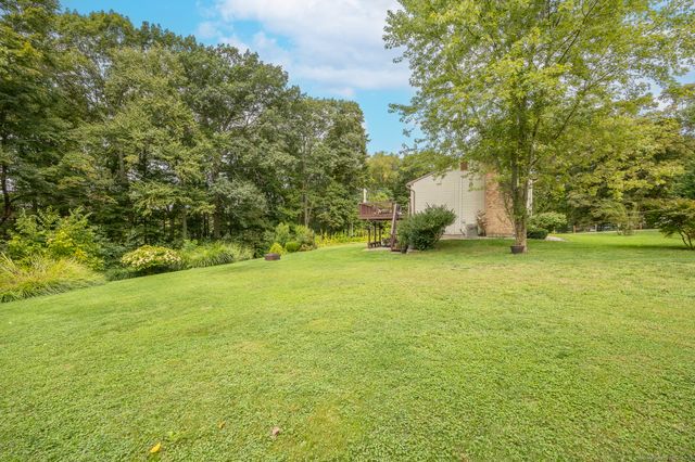 199 Aston Lane, Middletown, CT 06457