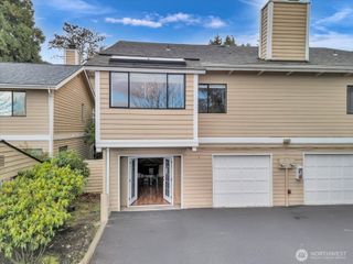 12840 SE 40th Court #E1, Bellevue, WA 98006