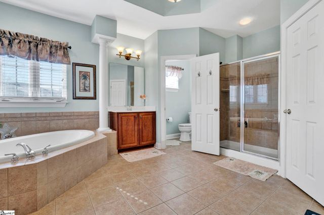 236 Highgrove Court, Simpsonville, SC 29681