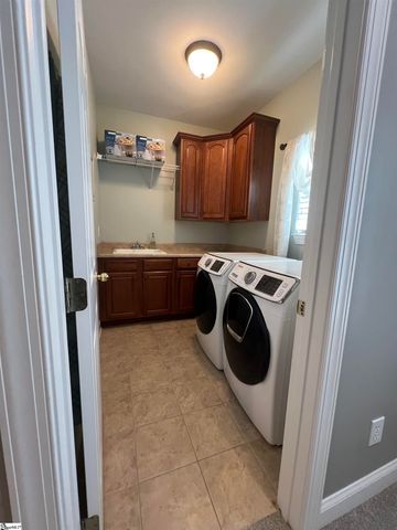 236 Highgrove Court, Simpsonville, SC 29681