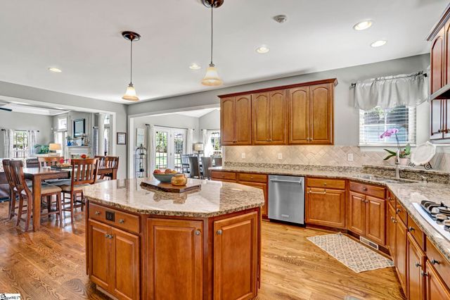 236 Highgrove Court, Simpsonville, SC 29681