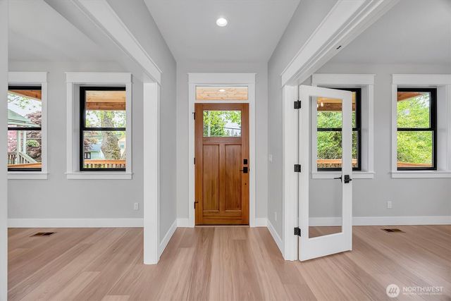 8173 Silva Ave SE, Snoqualmie, WA 98065