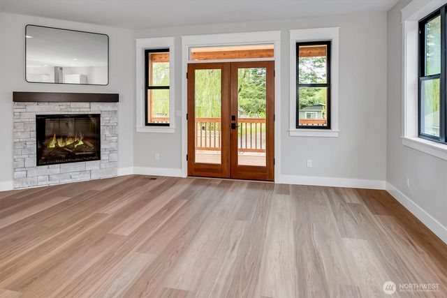 8173 Silva Ave SE, Snoqualmie, WA 98065