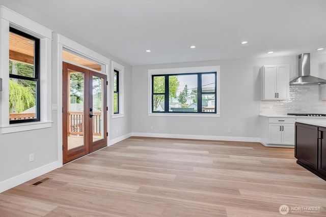 8173 Silva Ave SE, Snoqualmie, WA 98065
