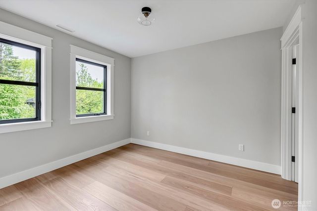 8173 Silva Ave SE, Snoqualmie, WA 98065