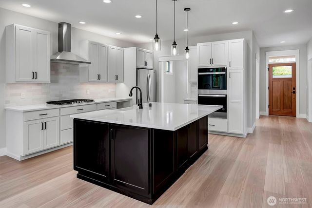 8173 Silva Ave SE, Snoqualmie, WA 98065