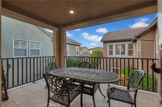 220 Barnes Road, Tustin, CA 92782