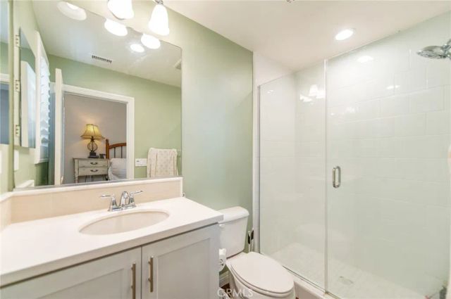 220 Barnes Road, Tustin, CA 92782