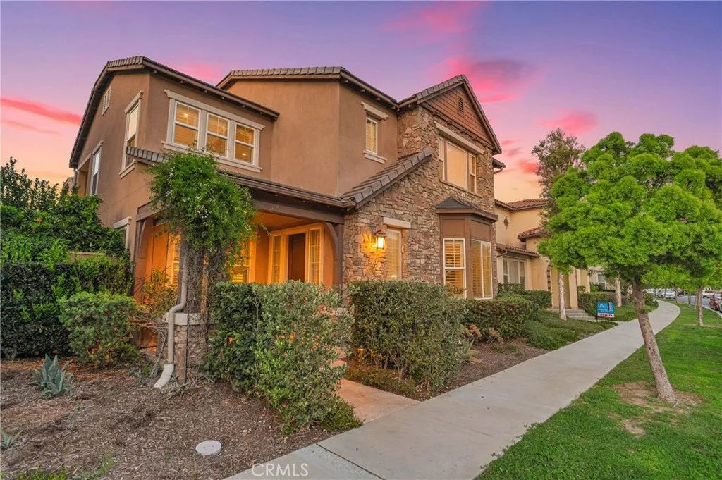 220 Barnes Road, Tustin, CA 92782