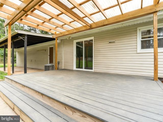 16731 TAYLORS LANDING RD, Sharpsburg, MD 21782