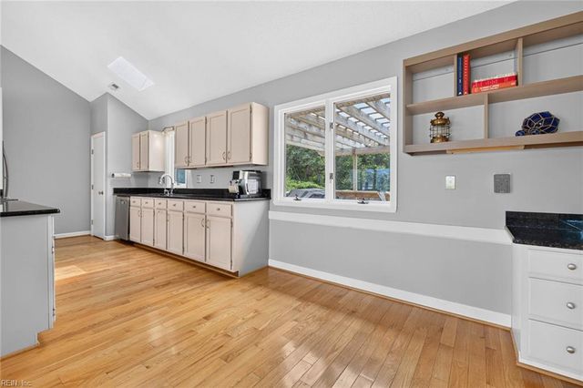 2581 Sandpiper RD, Virginia Beach, VA 23456
