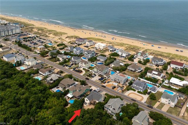 2581 Sandpiper RD, Virginia Beach, VA 23456