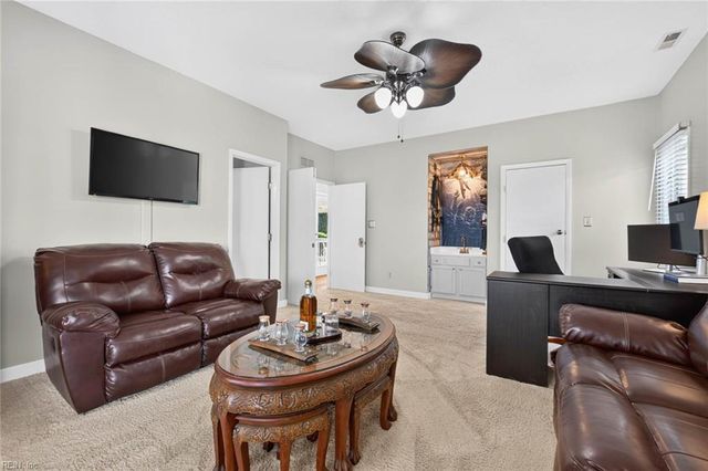 2581 Sandpiper RD, Virginia Beach, VA 23456
