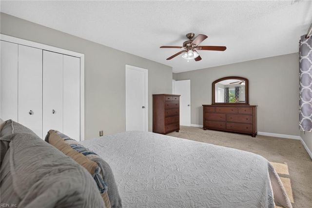 2581 Sandpiper RD, Virginia Beach, VA 23456