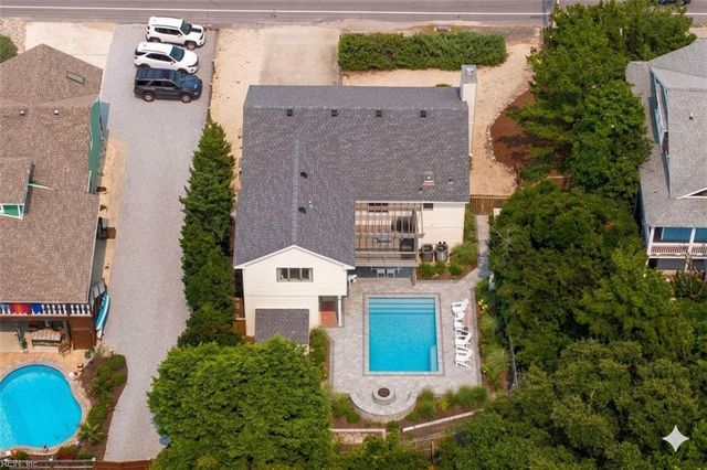 2581 Sandpiper RD, Virginia Beach, VA 23456