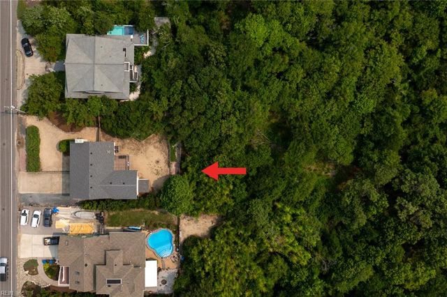 2581 Sandpiper RD, Virginia Beach, VA 23456