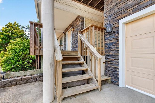 2581 Sandpiper RD, Virginia Beach, VA 23456