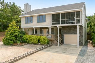 2581 Sandpiper RD, Virginia Beach, VA 23456
