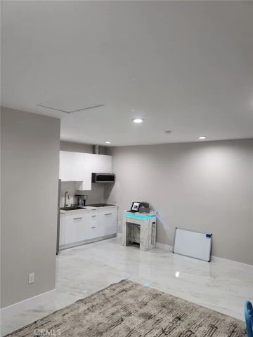 9416 Yolanda Avenue, Northridge, CA 91324