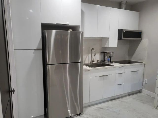 9416 Yolanda Avenue, Northridge, CA 91324