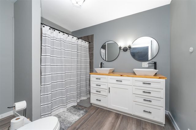 32844 Winther Avenue, Paw Paw, MI 49079