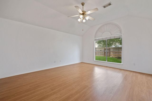 26900 Castlecliff Lane, Kingwood, TX 77339