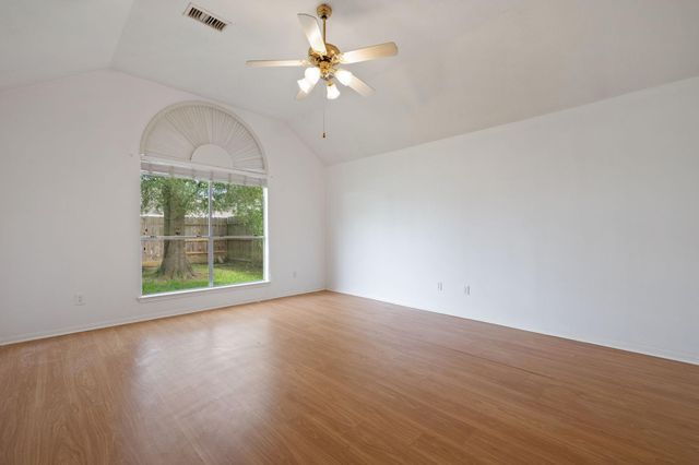 26900 Castlecliff Lane, Kingwood, TX 77339