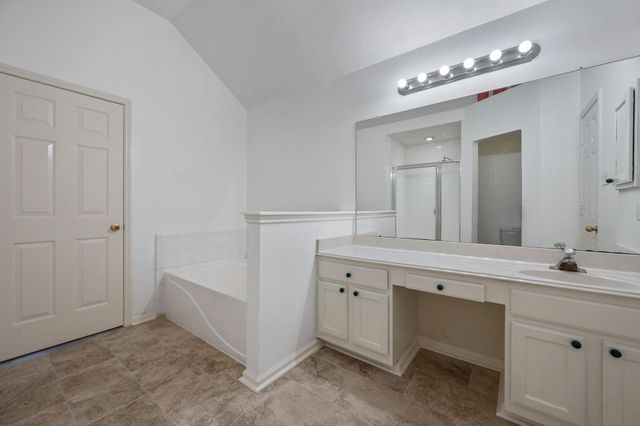 26900 Castlecliff Lane, Kingwood, TX 77339